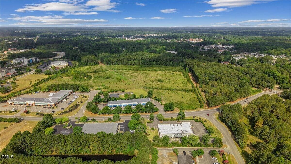 2-Venture Dr-2 - 236 Magnolia Drive, Smithfield, NC 27577