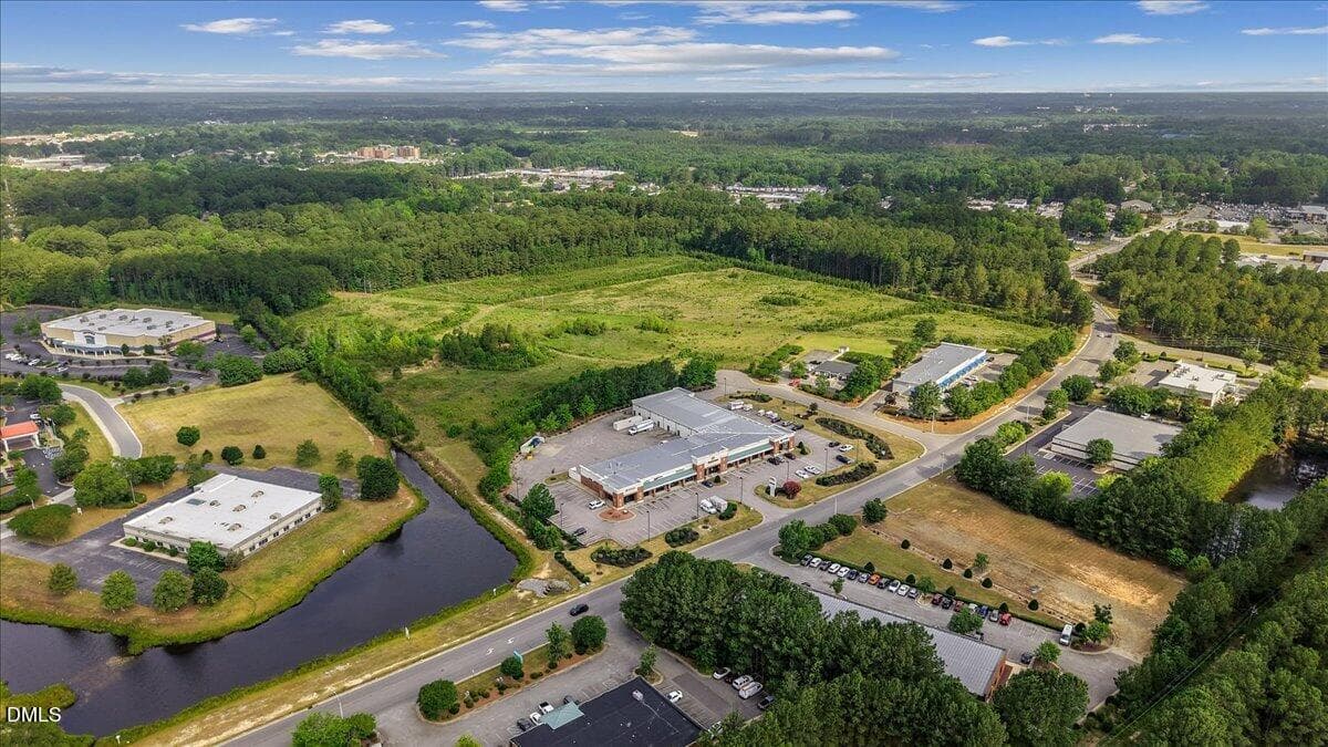 3-Venture Dr-3 - 236 Magnolia Drive, Smithfield, NC 27577
