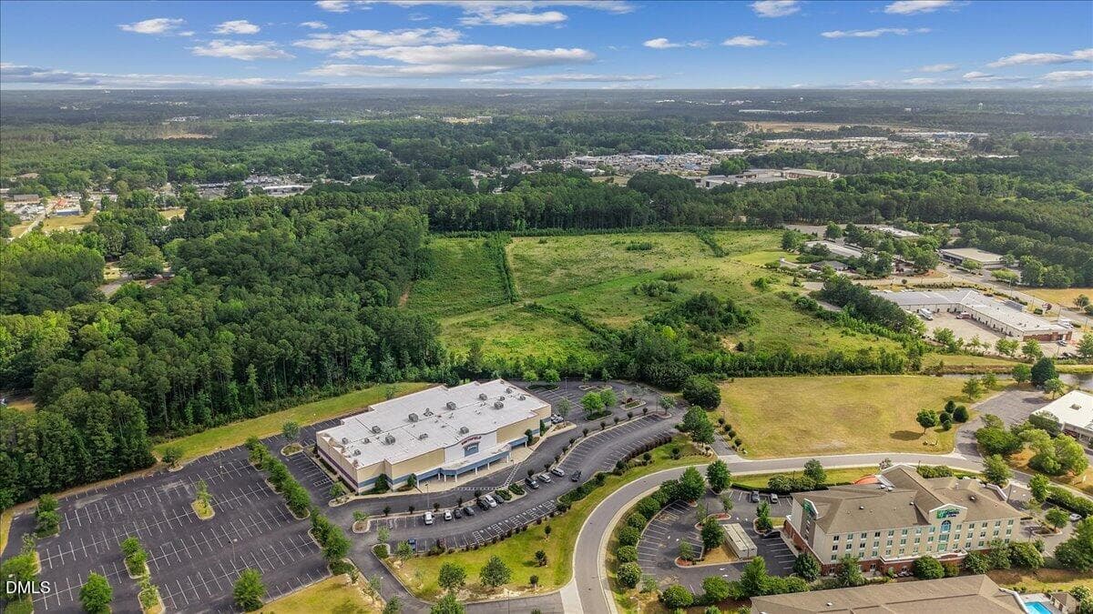 4-Venture Dr-4 - 236 Magnolia Drive, Smithfield, NC 27577
