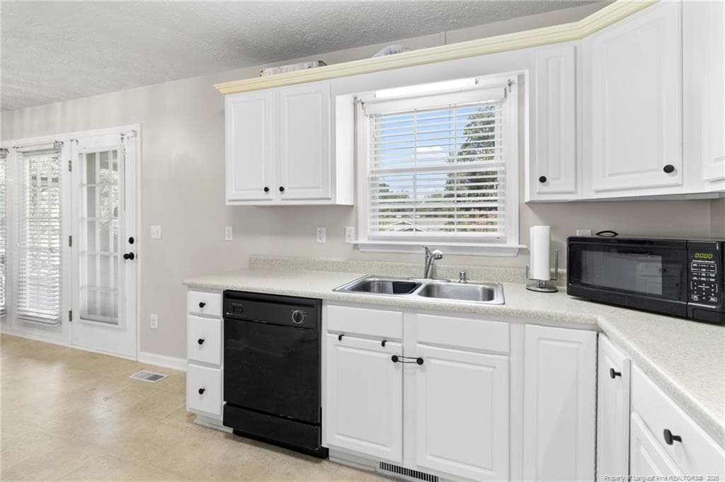 Photo 12 - 802 Darlington Drive, Fayetteville, NC 28311, Fayetteville