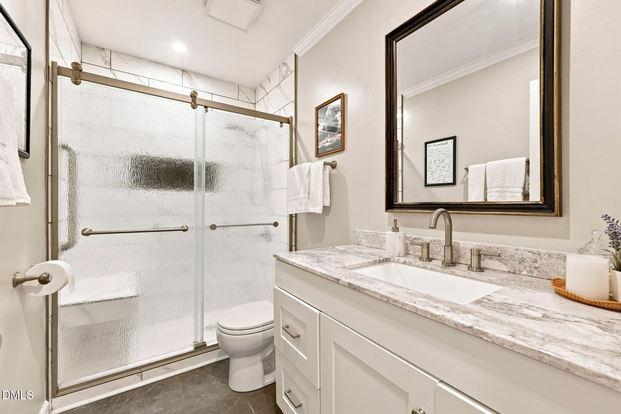 Shared Bath 1 - 1304 Georgia Avenue, Durham, NC 27705