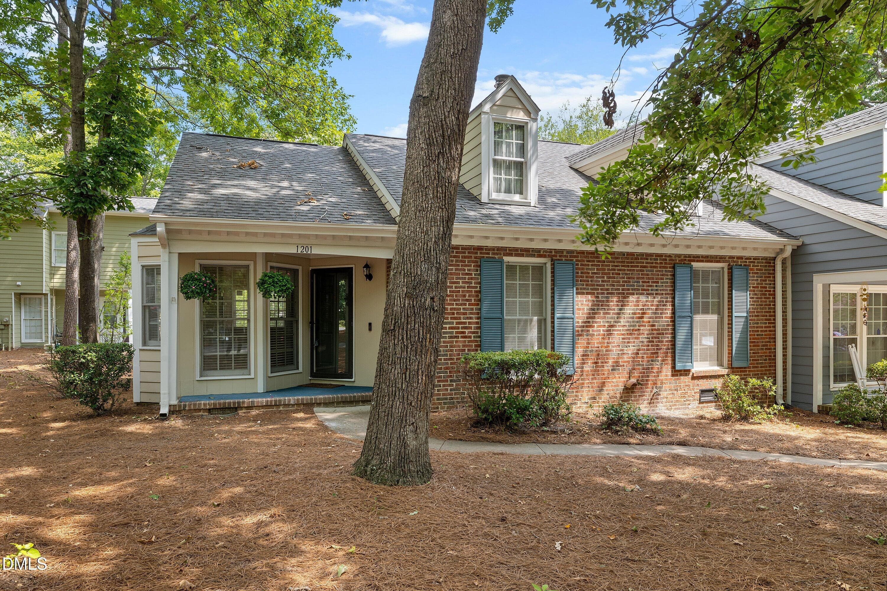 01-1201 Deptford_6590 - 1201 Deptford Court, Raleigh, NC 27609, Raleigh