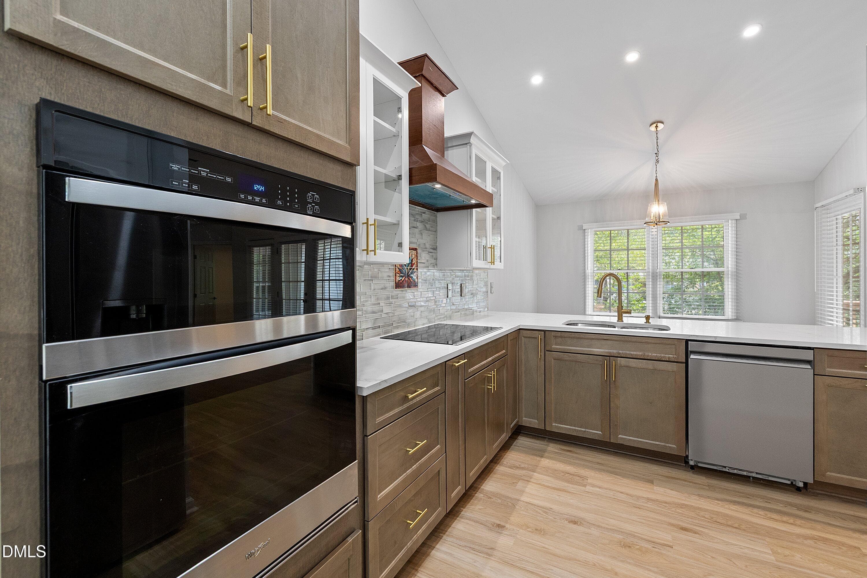 20-1201 Deptford_6477 - 1201 Deptford Court, Raleigh, NC 27609, Raleigh
