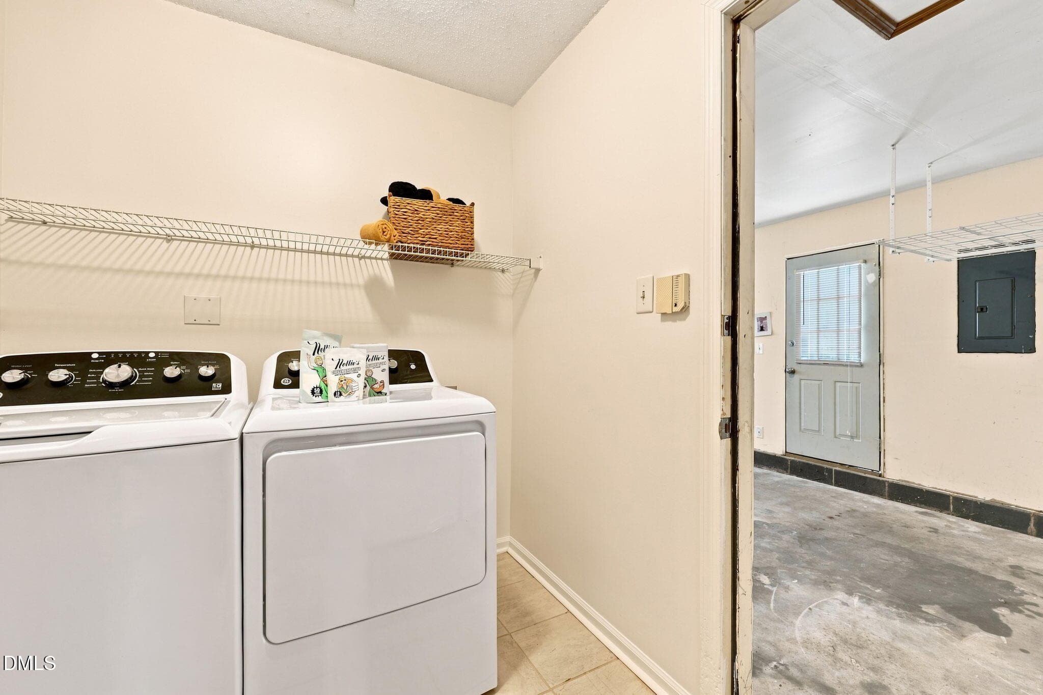 Laundry - 4509 Hollirose Place, Raleigh, NC 27616, Raleigh
