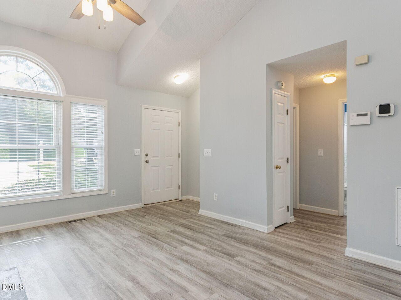 006-1280x960-photo - 3337 Neptune Drive, Raleigh, NC 27604, Raleigh