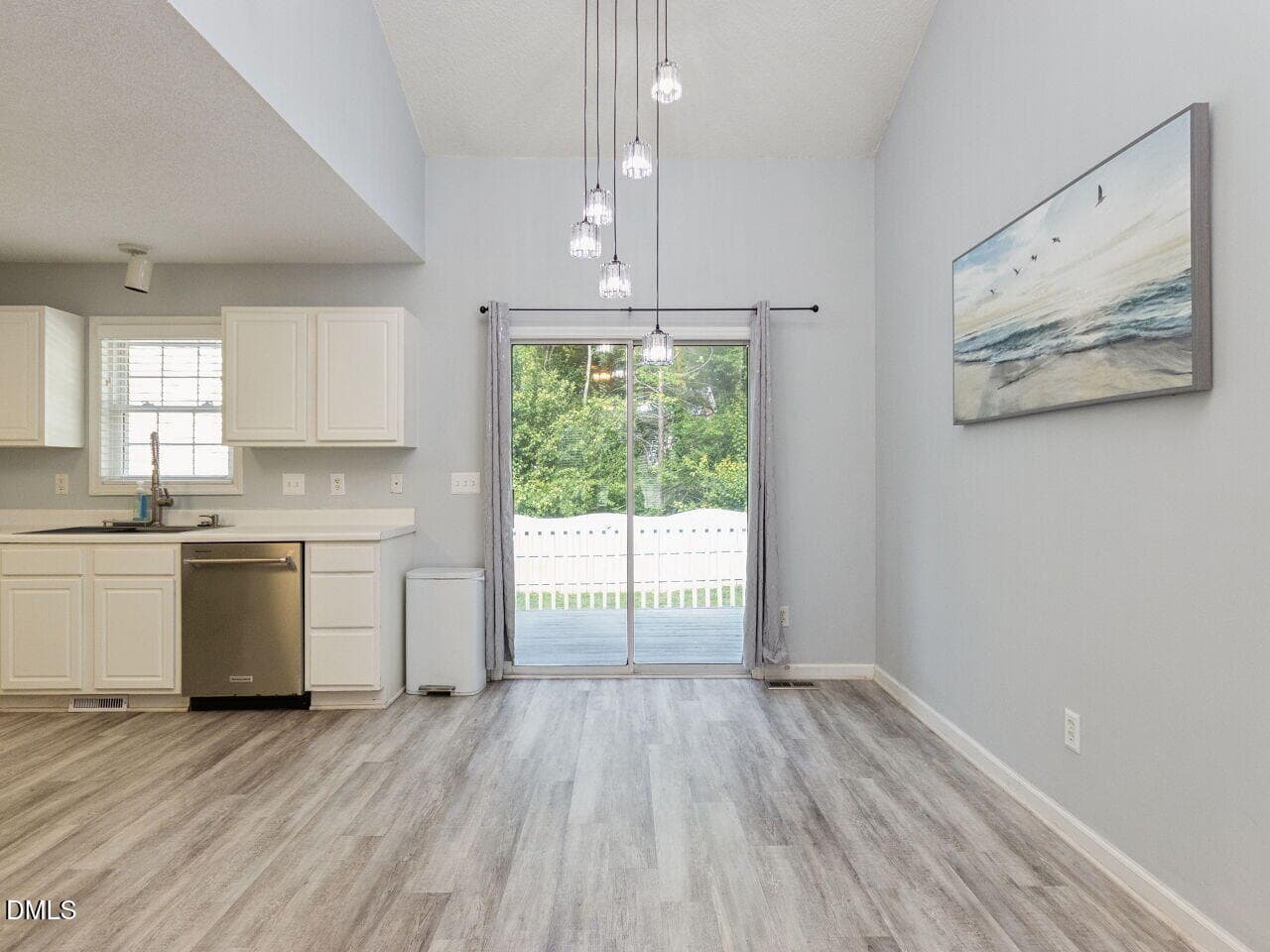 007-1280x960-photo - 3337 Neptune Drive, Raleigh, NC 27604, Raleigh