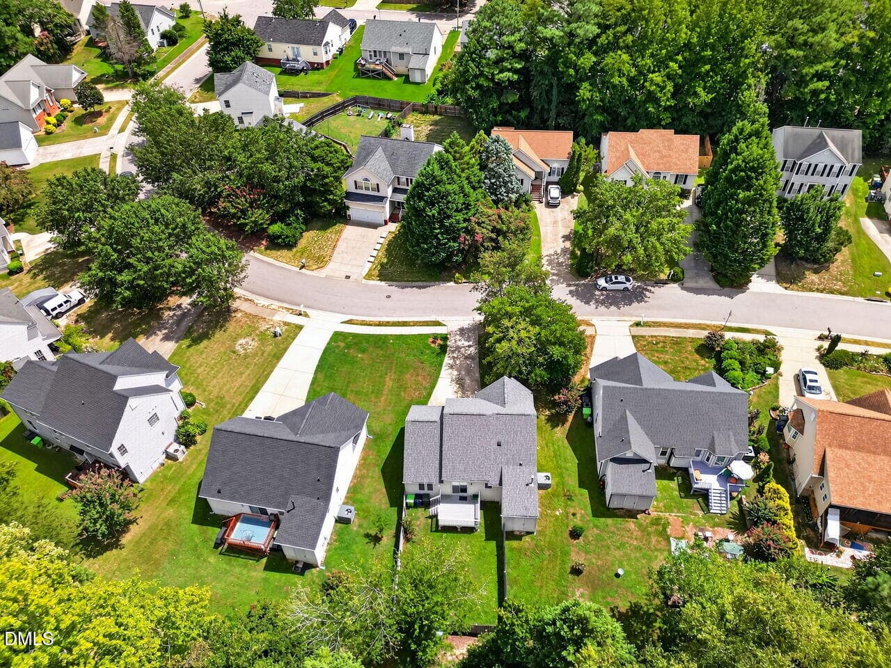 040-1280x960-photo - 3337 Neptune Drive, Raleigh, NC 27604, Raleigh