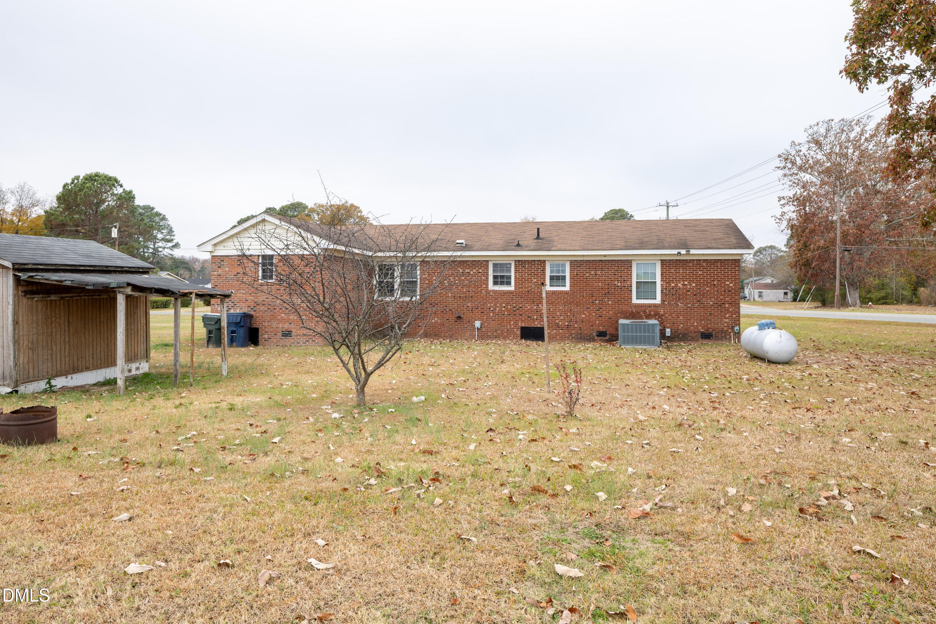 800 S Vance St30 - 800 S Vance Street, Fremont, NC 27830, Fremont