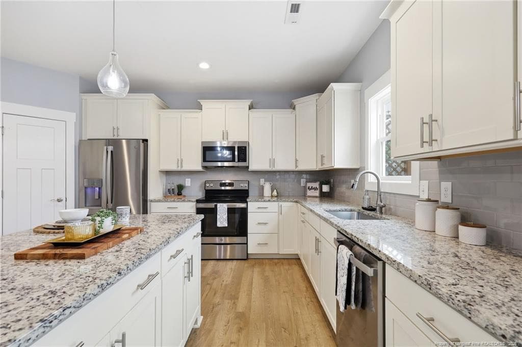 Stainless Appliances - 101 Woodford Lane, Vass, NC 28394