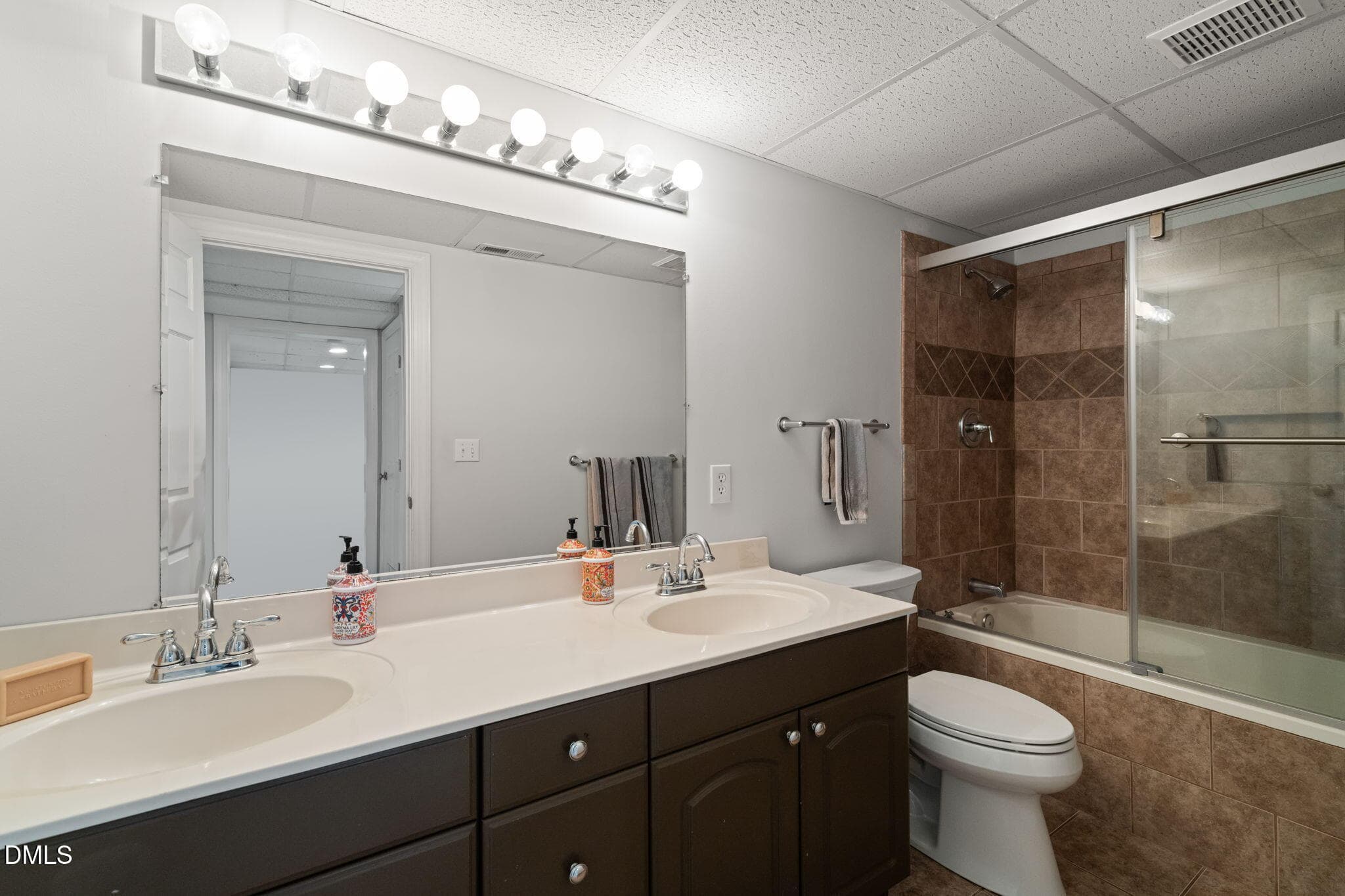50_beyc6a282f9fe7569 - 5016 Elkwood Court, Raleigh, NC 27613, Raleigh