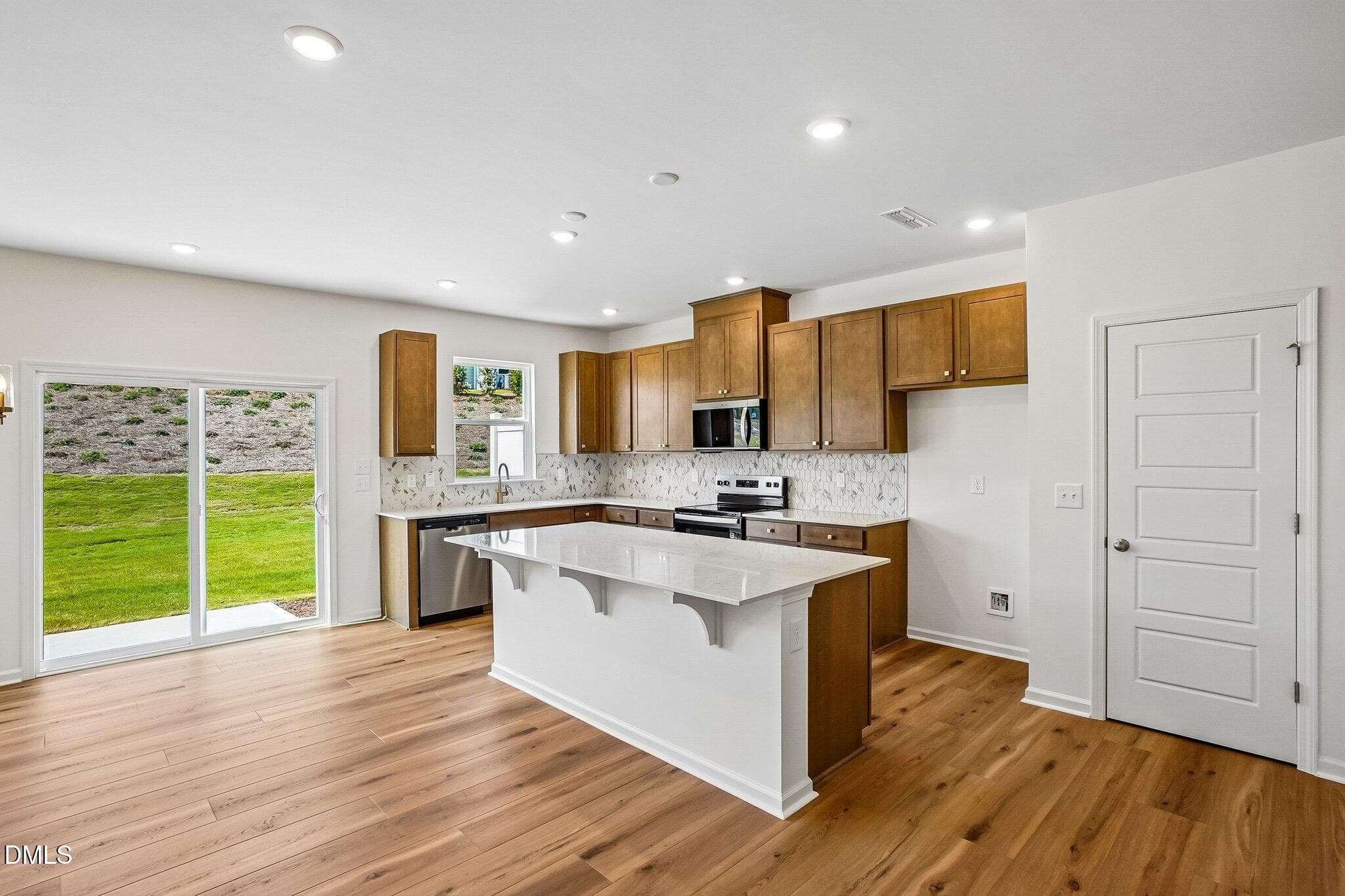 14-web-or-mls-Sunset Lk Dr-S1908-014 - 518 Sunset Lake Drive, Durham, NC 27703, Durham