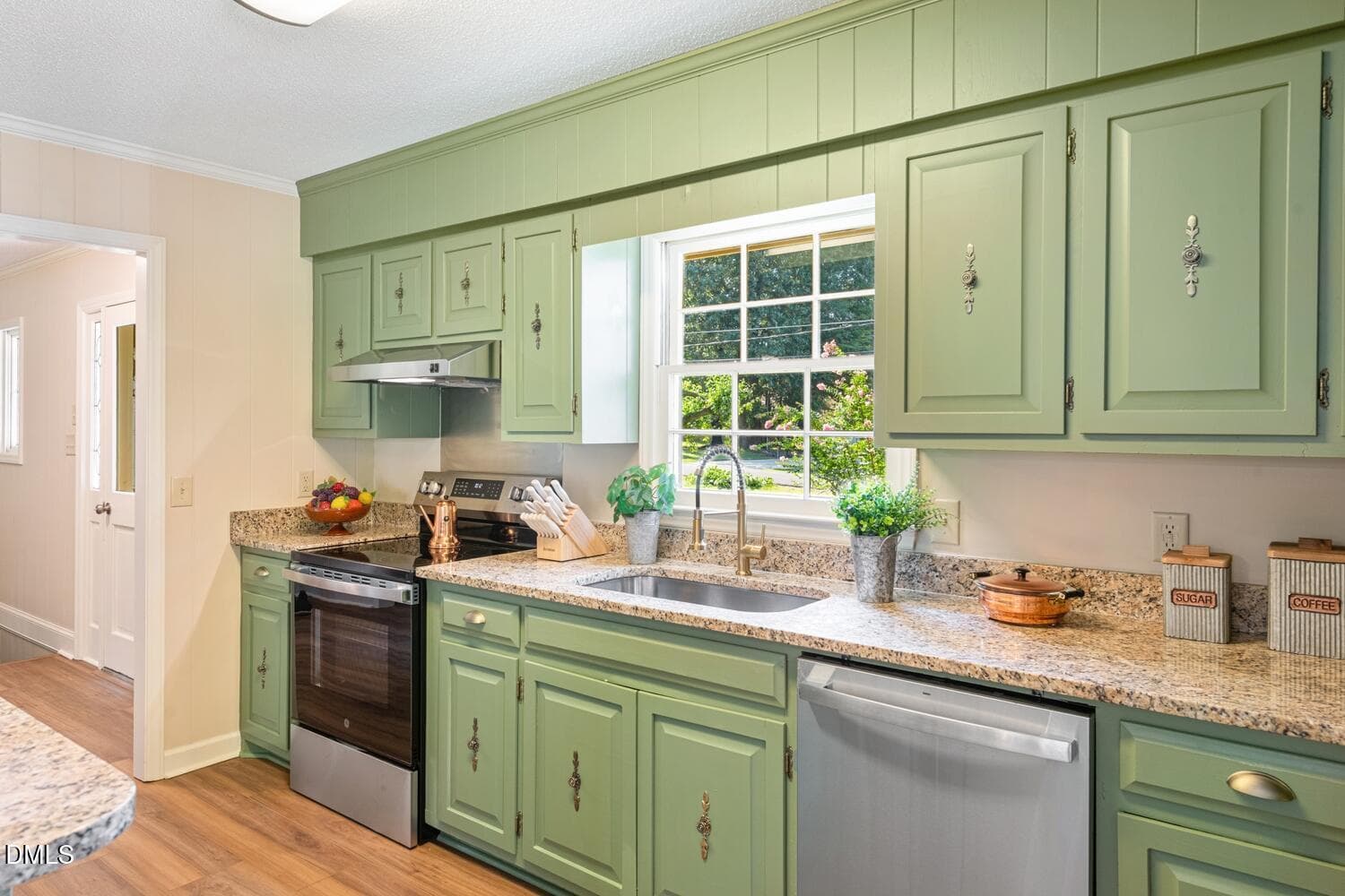 Kitchen - 1921 Henry Road, Graham, NC 27253