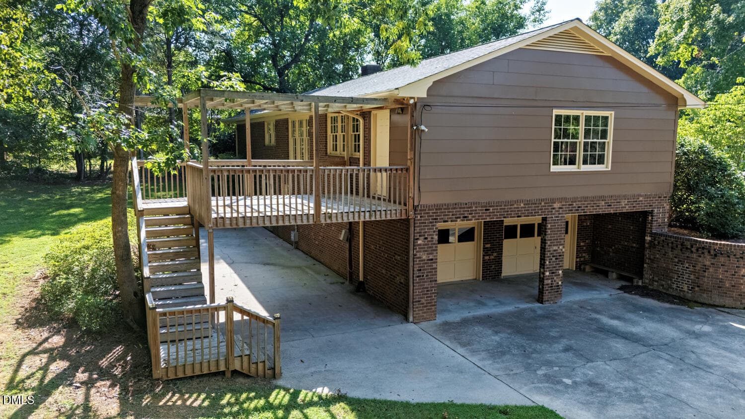 Front of Structure - 1921 Henry Road, Graham, NC 27253
