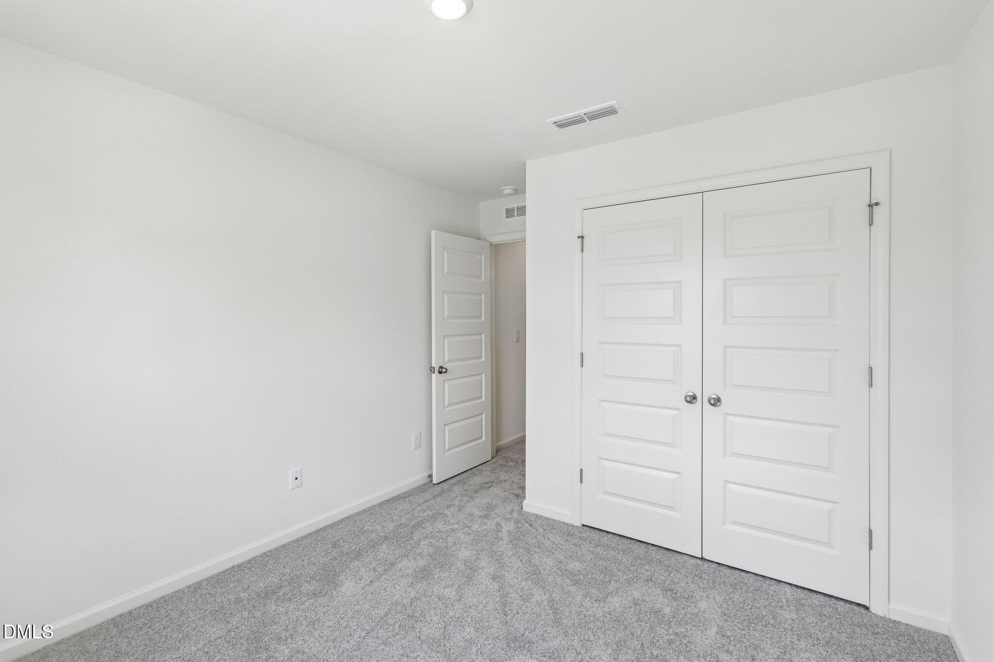 21-web-or-mls-Oakdale Dr-S0808-021 - 2043 Oakdale Drive, Durham, NC 27703, Durham