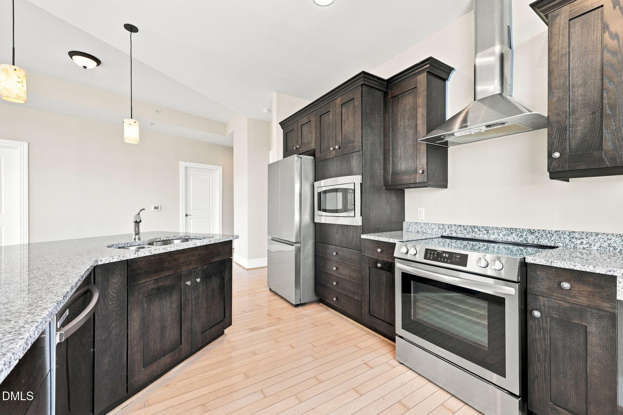 23-web-or-mls-IMG_0133 - 400 W North Street 826, Raleigh, NC 27603, Raleigh