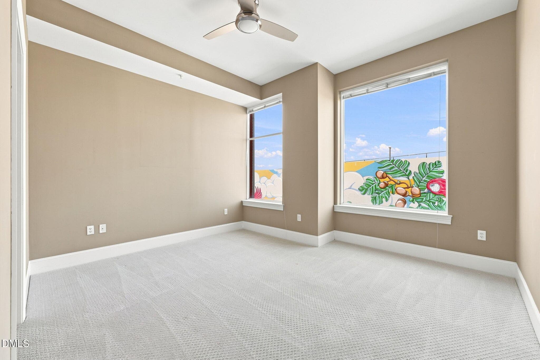 Large Primary Bedroom - 400 W North Street 826, Raleigh, NC 27603, Raleigh