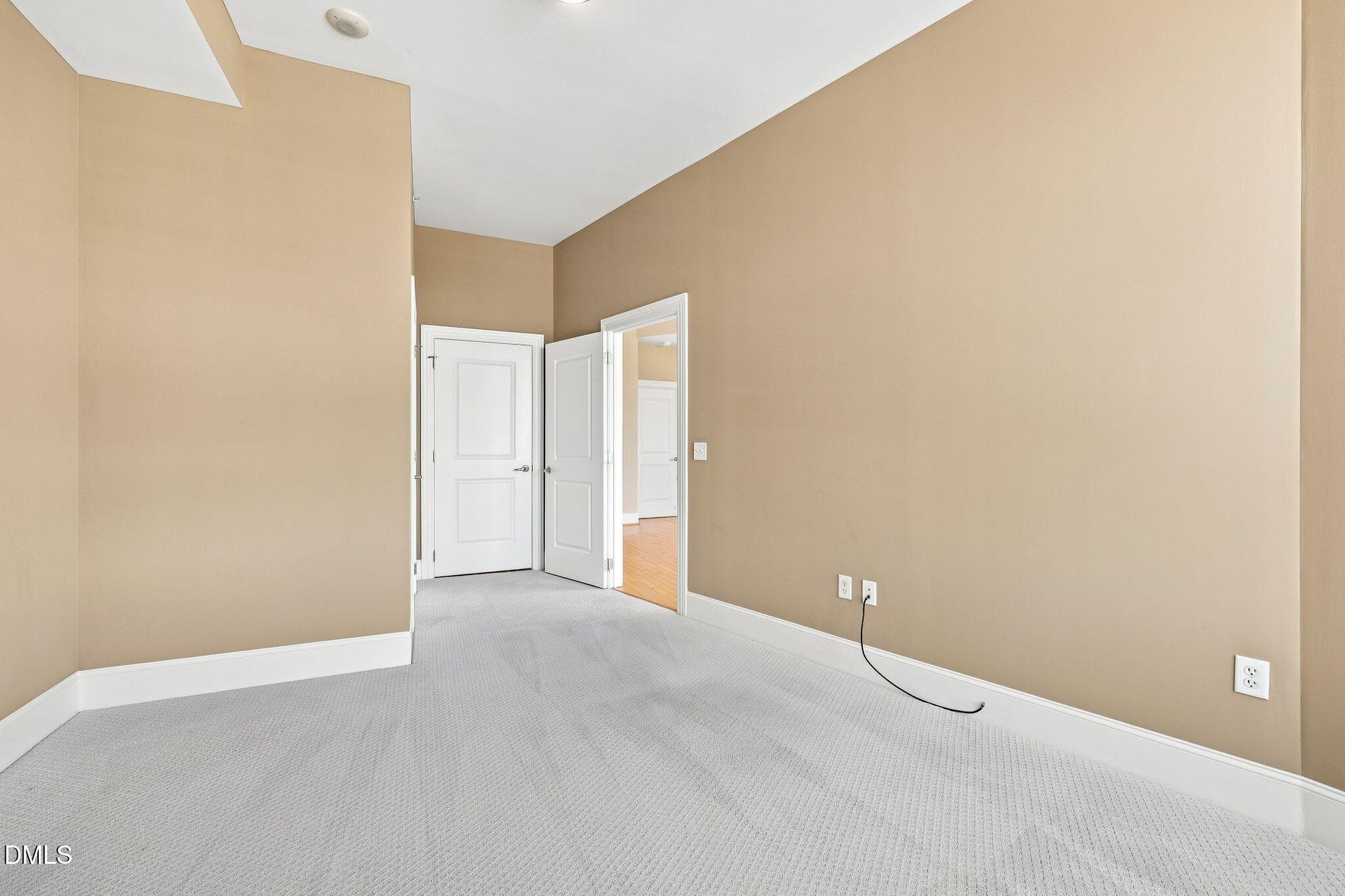 31-web-or-mls-IMG_0157 - 400 W North Street 826, Raleigh, NC 27603, Raleigh