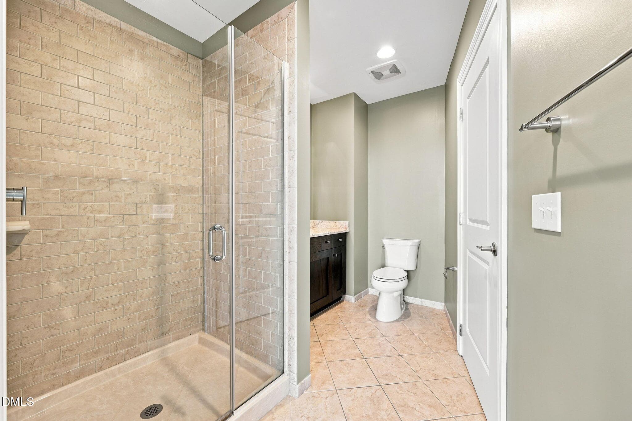32-web-or-mls-IMG_0160_Edit - 400 W North Street 826, Raleigh, NC 27603, Raleigh