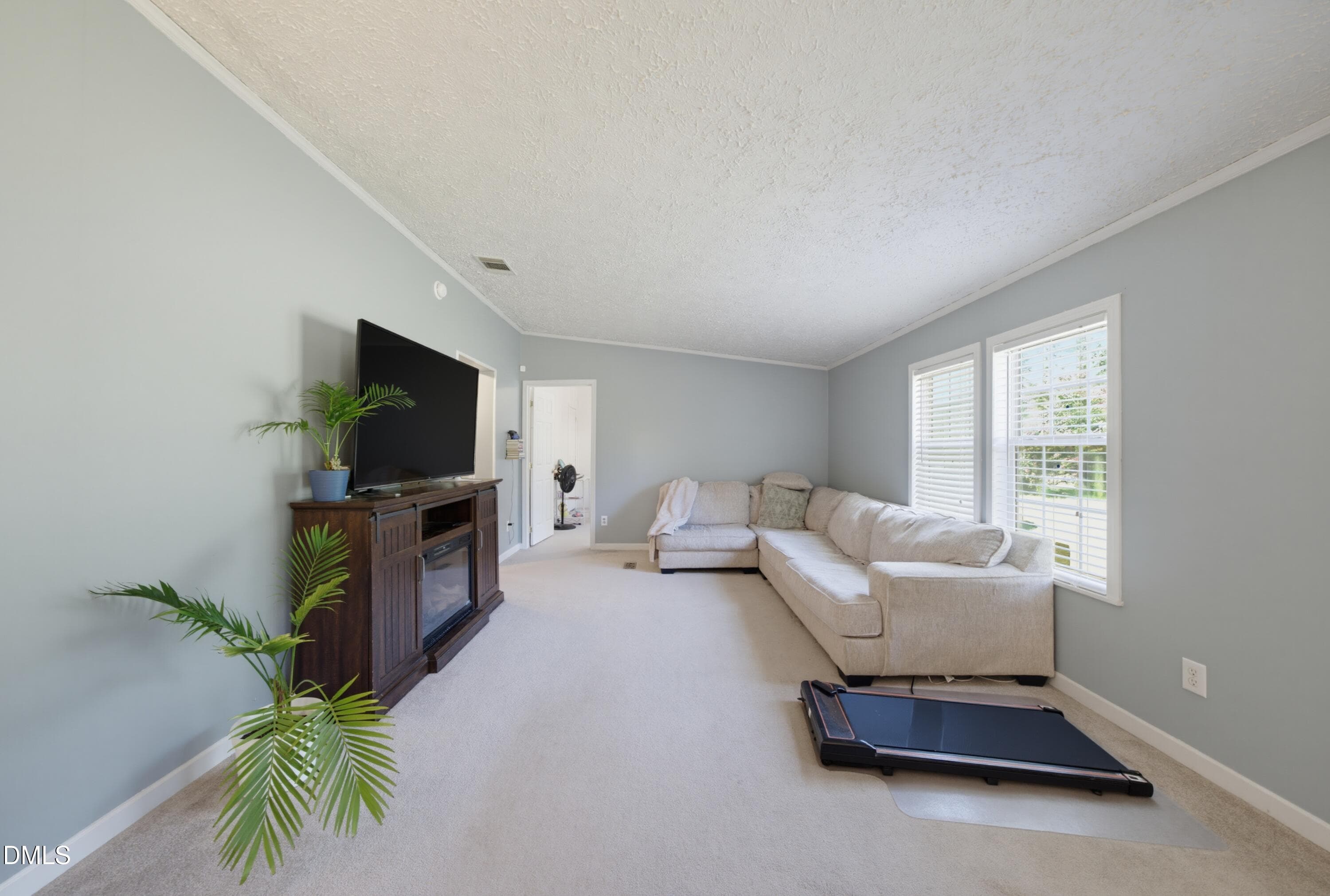 living room - 523 County Line Road, Manson, NC 27553