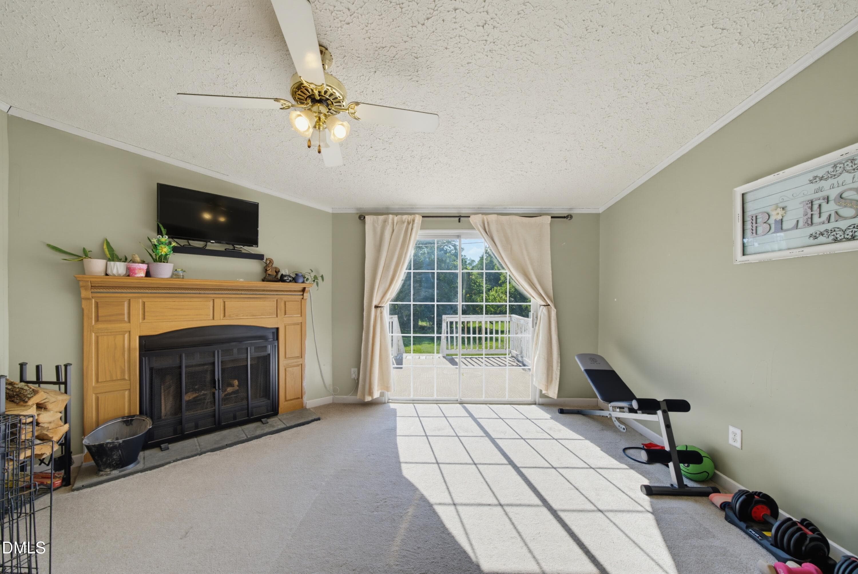 Family room1 - 523 County Line Road, Manson, NC 27553