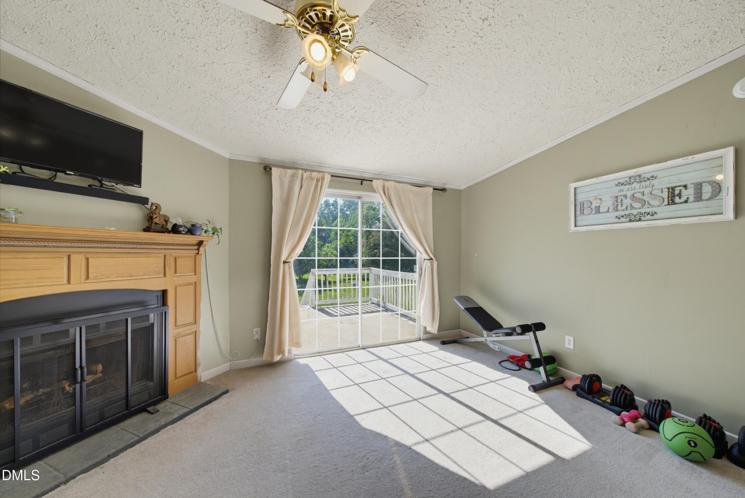 family room angle - 523 County Line Road, Manson, NC 27553