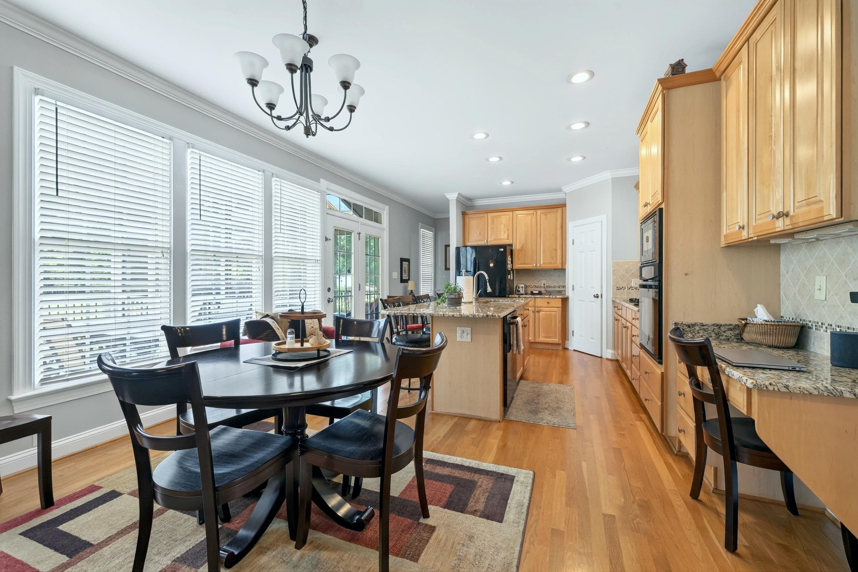 Chef style kitchen w great island area - 3024 Whitehart Lane, Raleigh, NC 27606, Raleigh