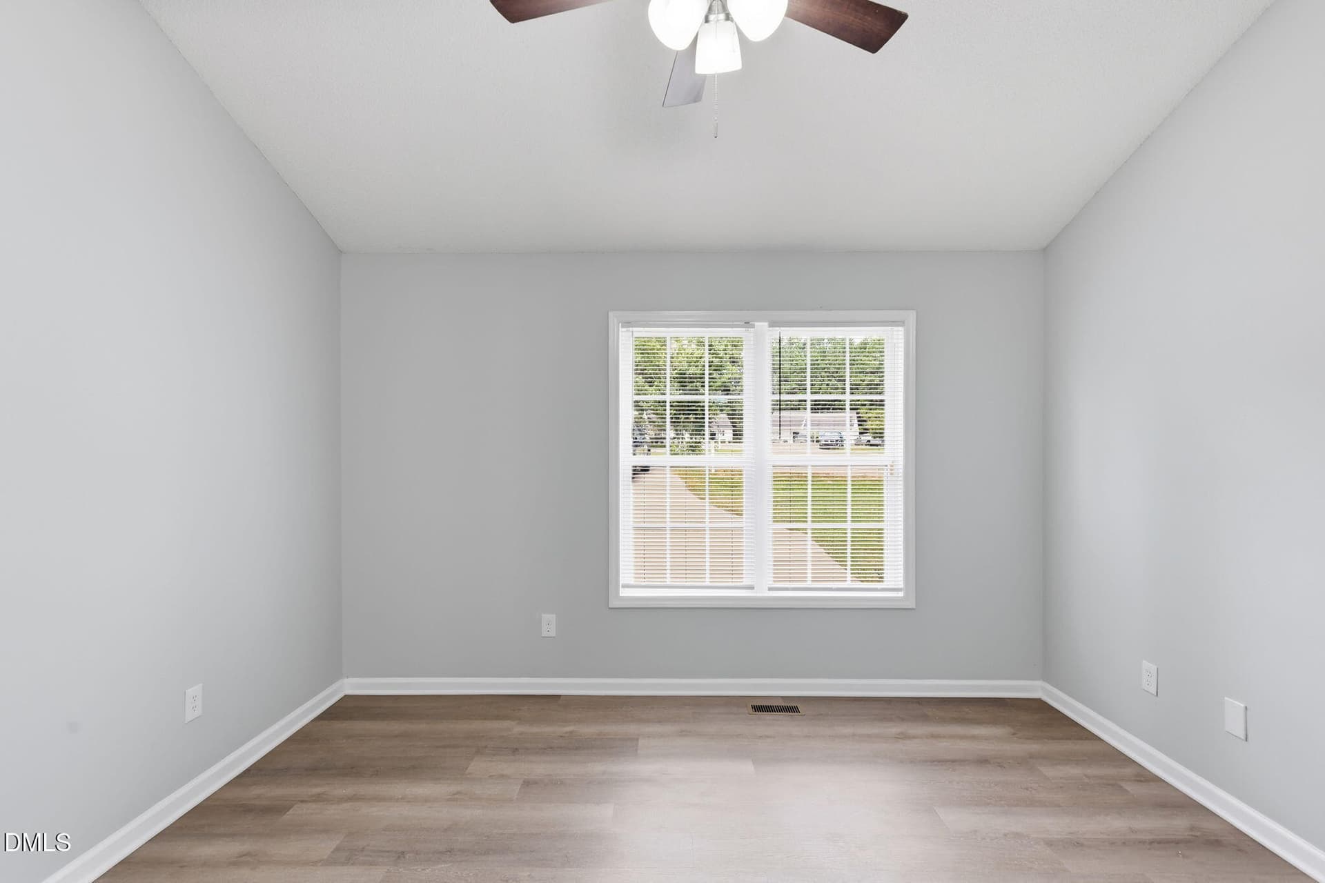 009_ListerPros - 2003 Laurel Leaf Road, Zebulon, NC 27597