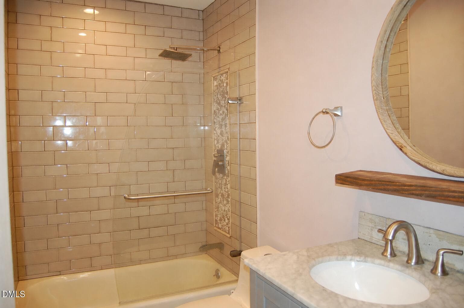 Chat bath - 502 Morganite Court, Knightdale, NC 27545