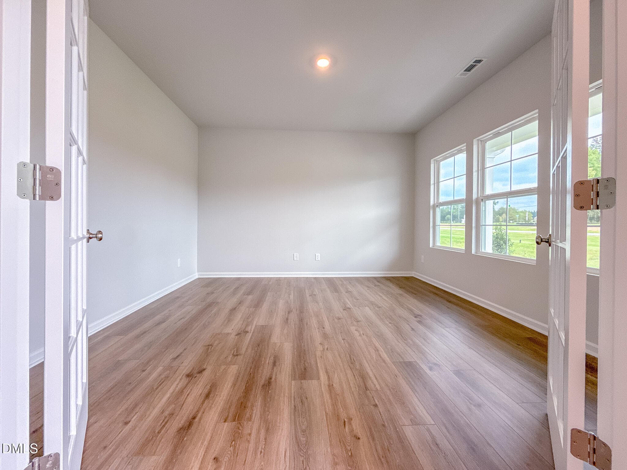 LLP - 61-09 - 66 Thomas Trail 61, Lillington, NC 27546