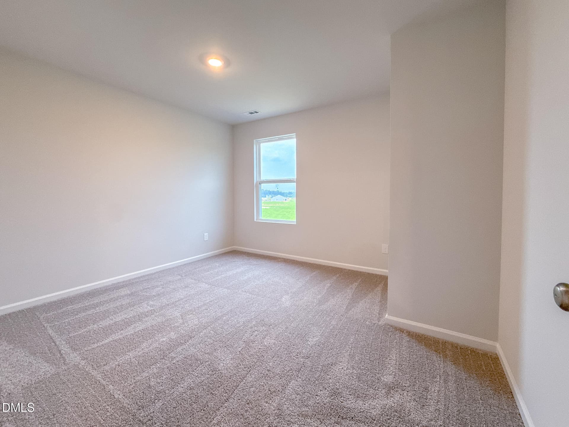 LLP - 61-22 - 66 Thomas Trail 61, Lillington, NC 27546