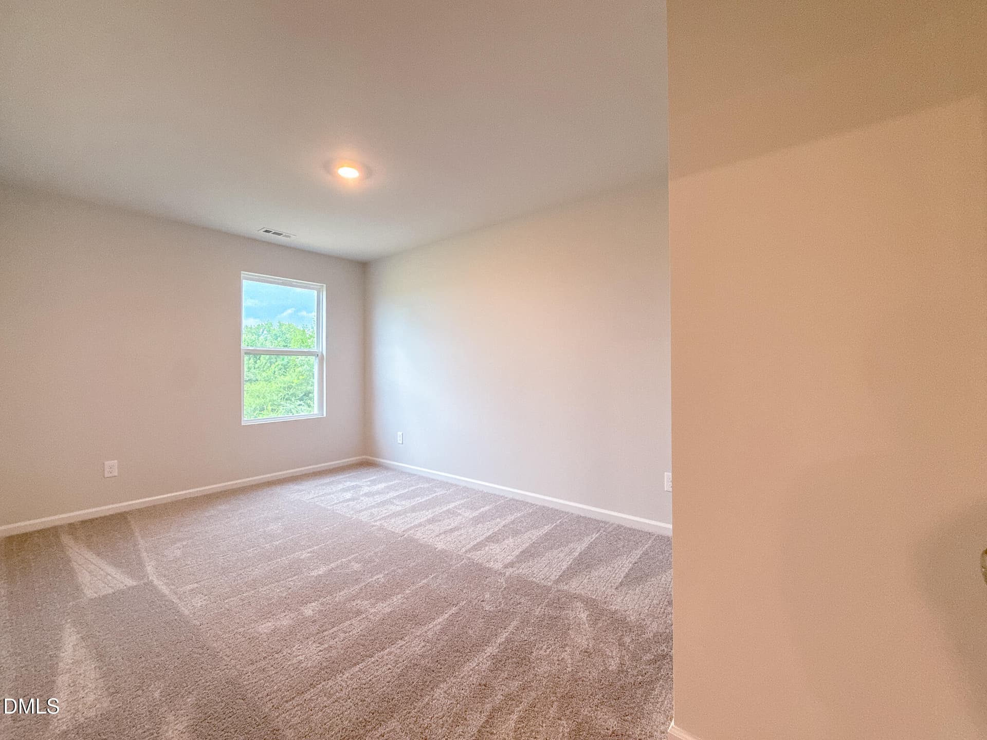 LLP - 61-26 - 66 Thomas Trail 61, Lillington, NC 27546