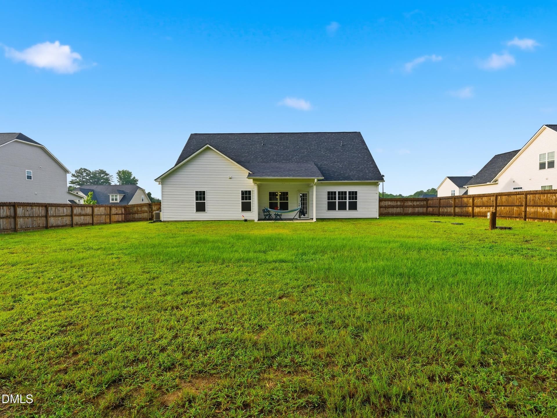 32_dsc00093 - 127 Looping Horse Circle, Angier, NC 27501