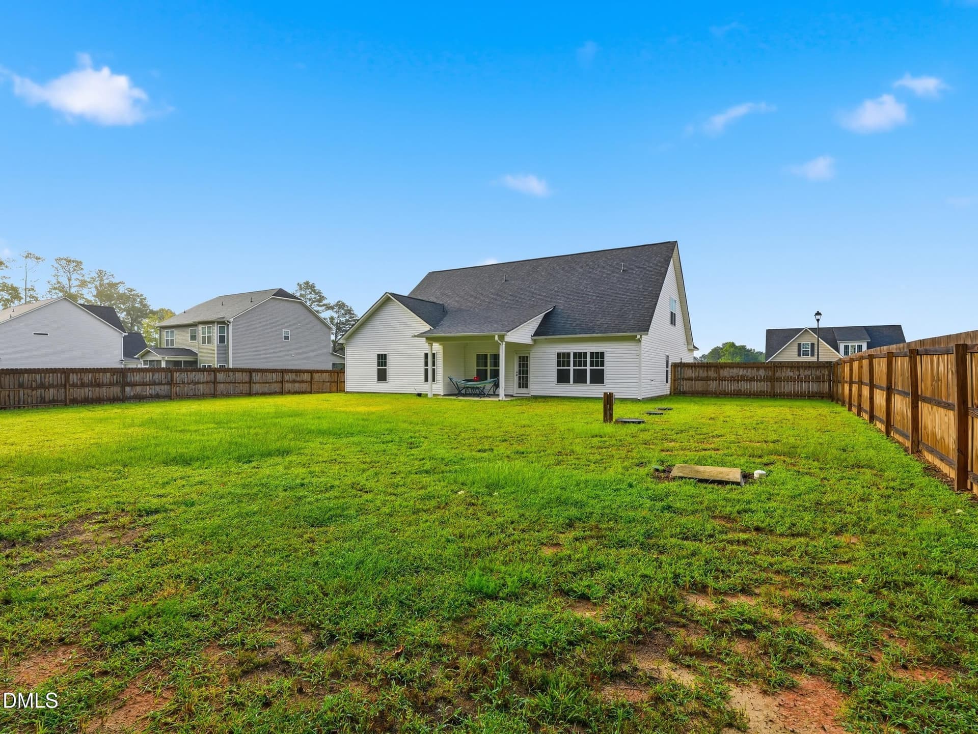 33_dsc00096 - 127 Looping Horse Circle, Angier, NC 27501