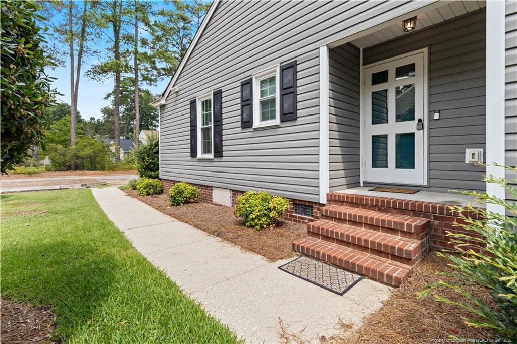 Photo 2 - 4844 Pinedale Boulevard, Lumberton, NC 28358
