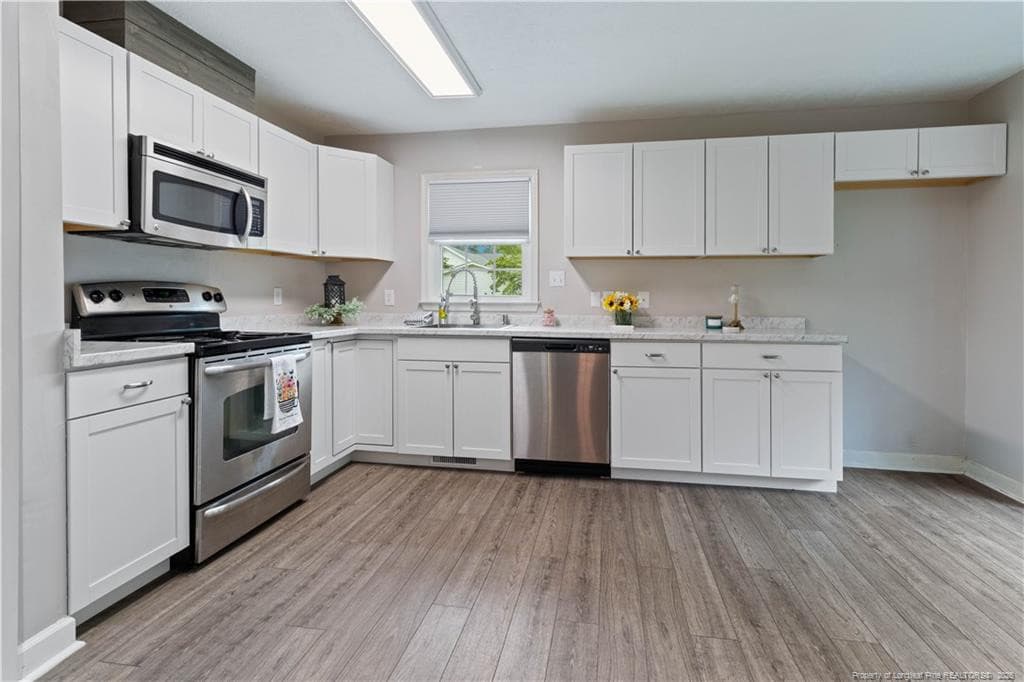 Photo 7 - 4844 Pinedale Boulevard, Lumberton, NC 28358