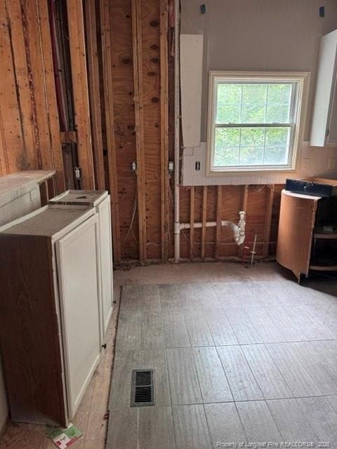 Photo 4 - 1326 Cross Link Road, Raleigh, NC 27610, Raleigh