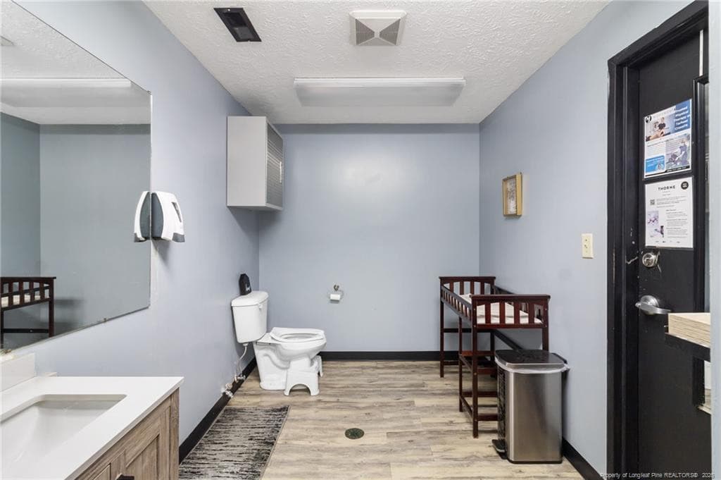Photo 17 - 1530 N Bragg Boulevard, Spring Lake, NC 28390