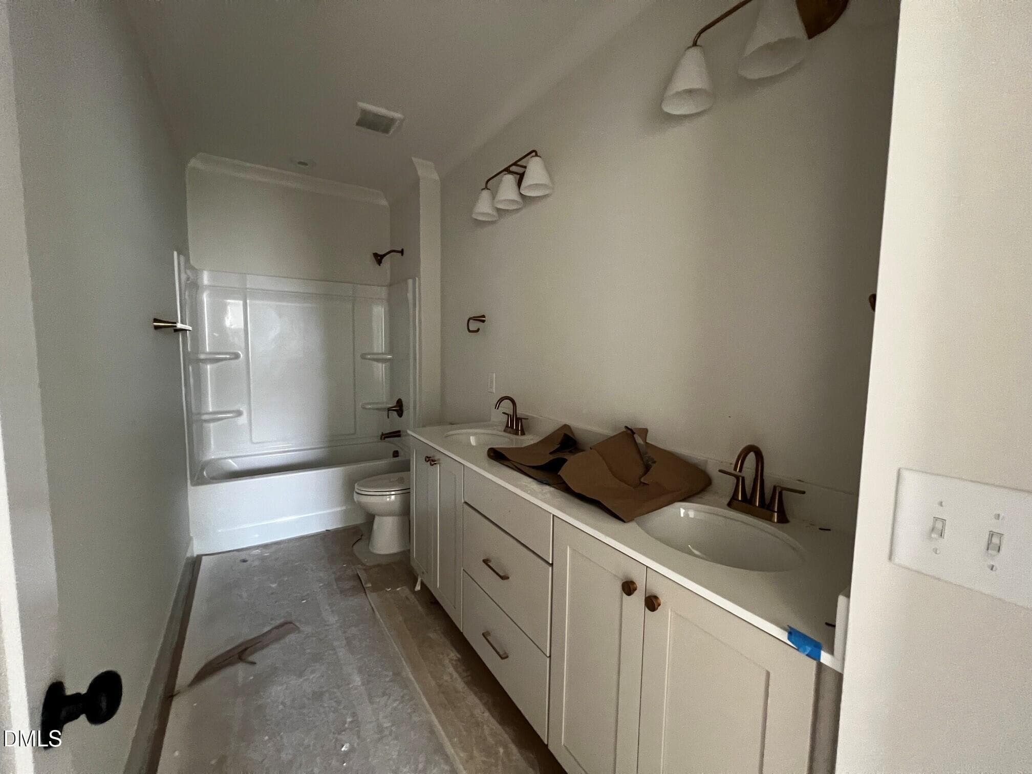 2nd floor hall bath - 6051 Scalybark Road, Durham, NC 27712, Durham