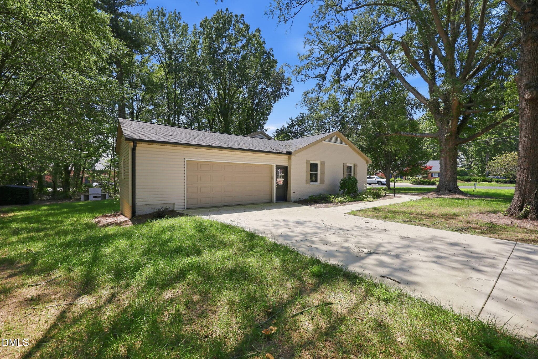 41-web-or-mls-IMG_6920 - edited - 2804 Edgewood Avenue, Burlington, NC 27215, Burlington