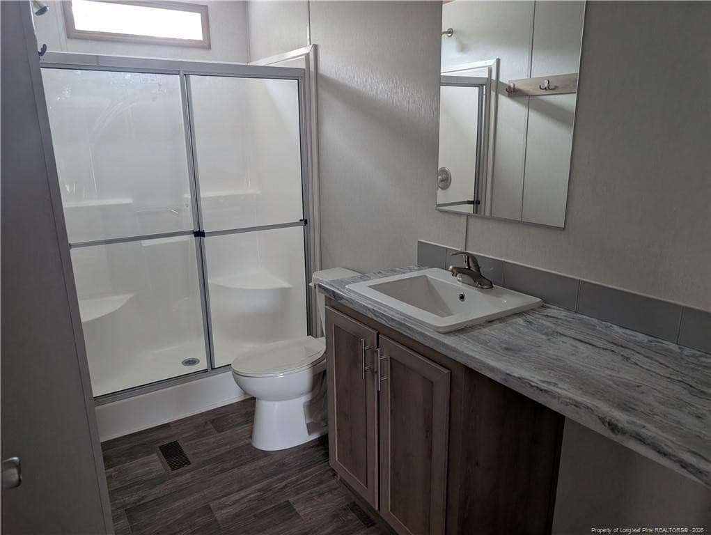 Photo 10 - 2701 Emma Jane Road, Saint Pauls, NC 28384