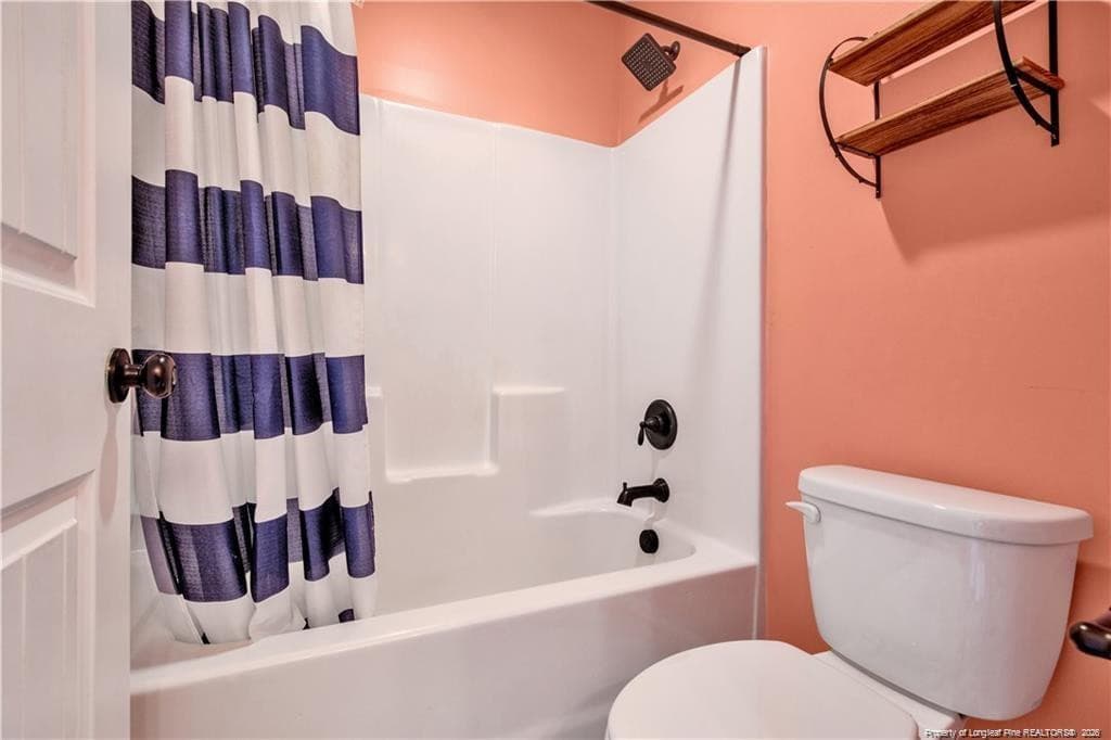Jack and Jill bathroom - 6132 Shannon Woods Way, Hope Mills, NC 28348