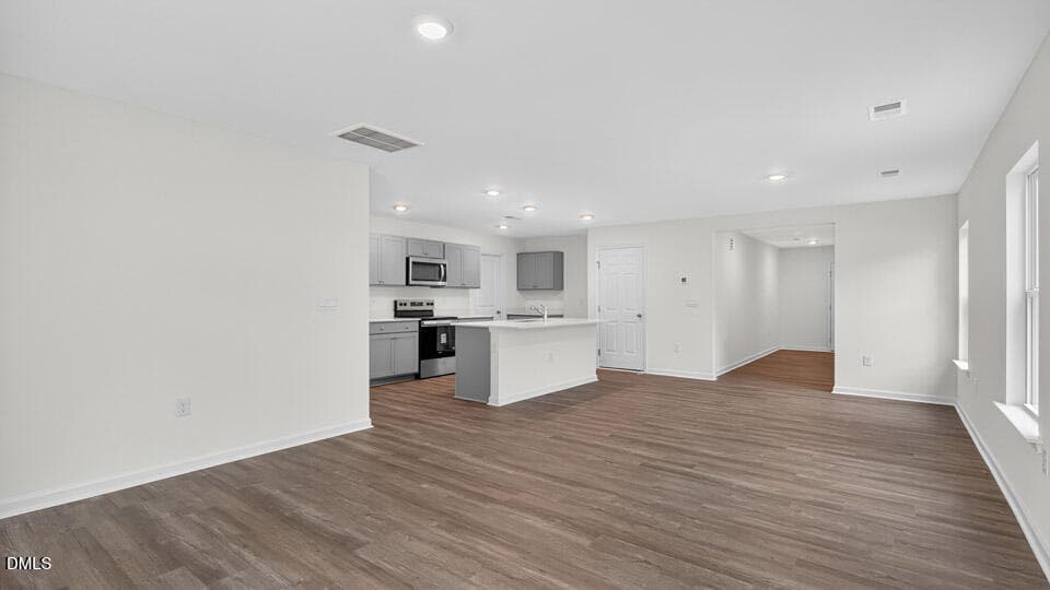 Great Room - 516 Chestnut Oak Drive, Sanford, NC 27332