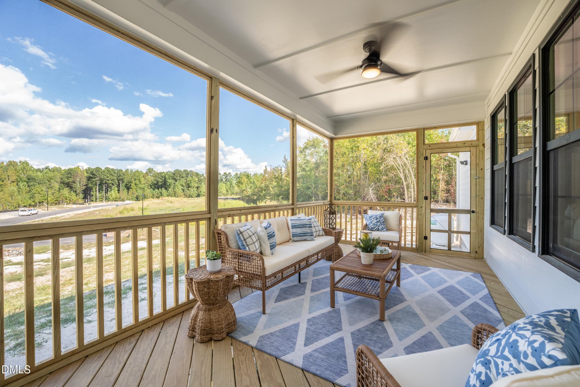 16 HHHunt Homes - Chatham- Screened Porc - 415 Heidi May Way, Carthage, NC 28327