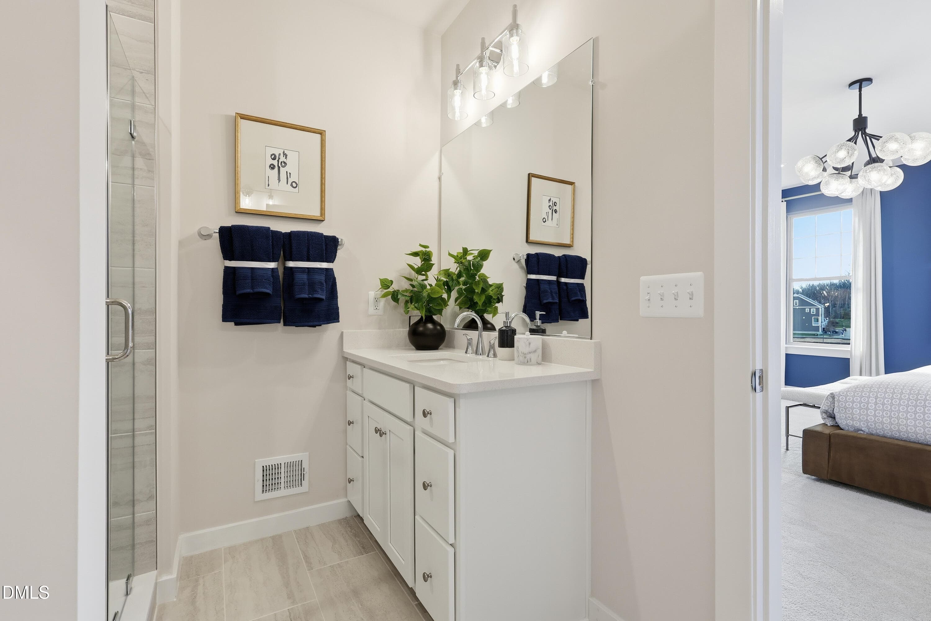 Ensuite Bath - 1305 Granholm Road 315, Cary, NC 27519, Cary