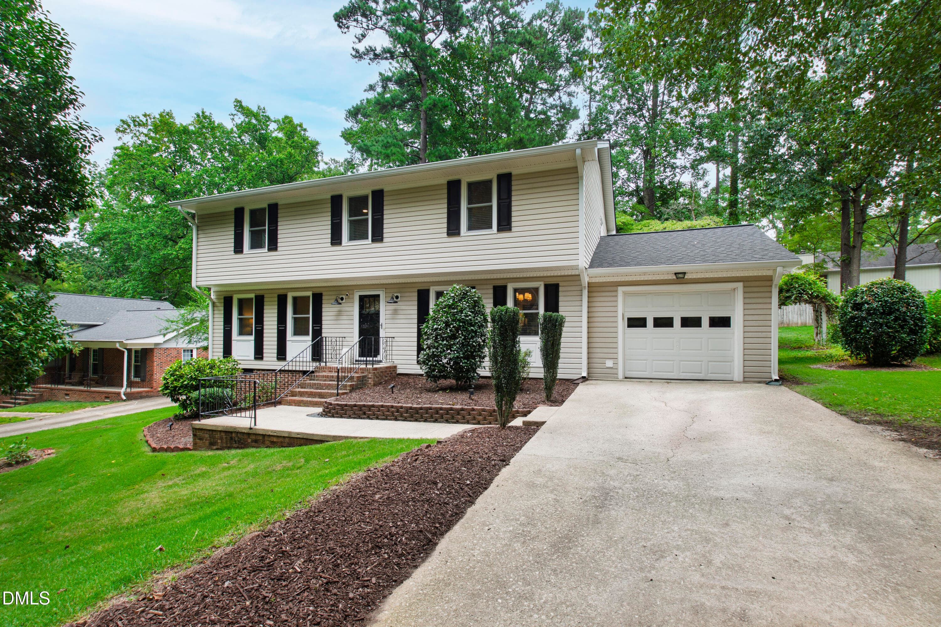 Cherrycrest (4) - 5320 Cherrycrest Court, Raleigh, NC 27609, Raleigh