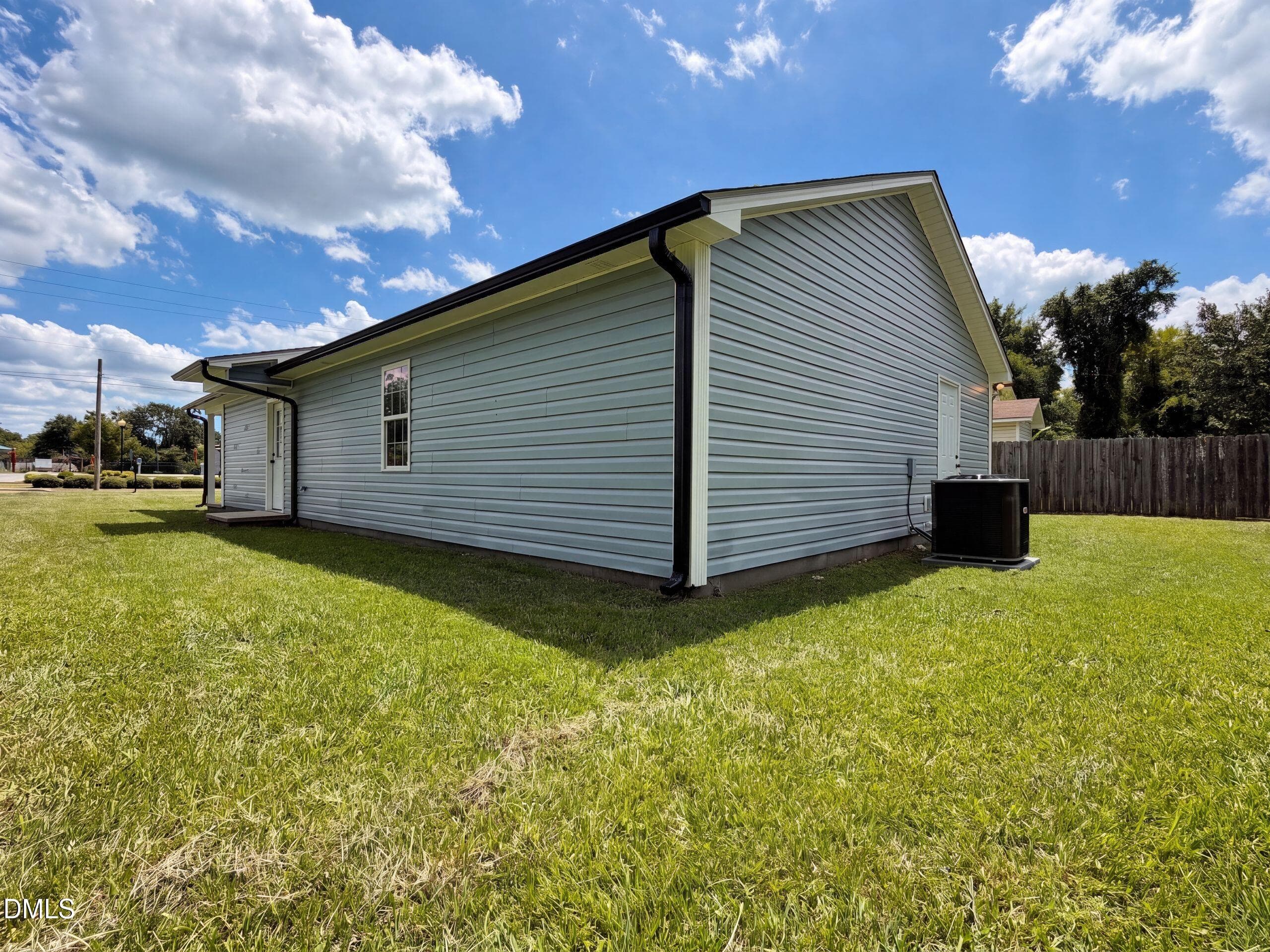 listing_17 - 702 S Fayetteville Avenue, Dunn, NC 28334, Dunn