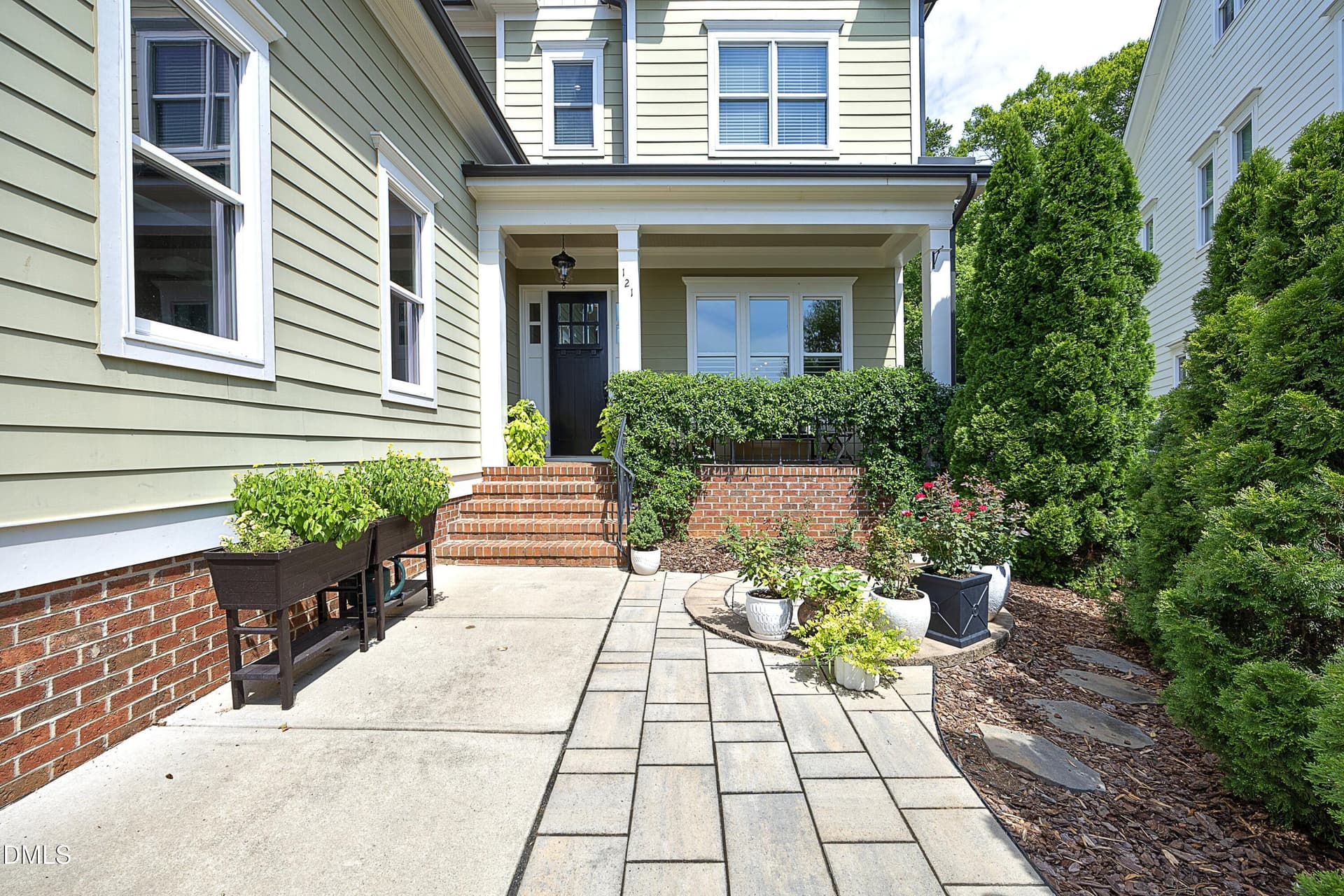 121 Ruskin Drive, Chapel Hill, NC 27516