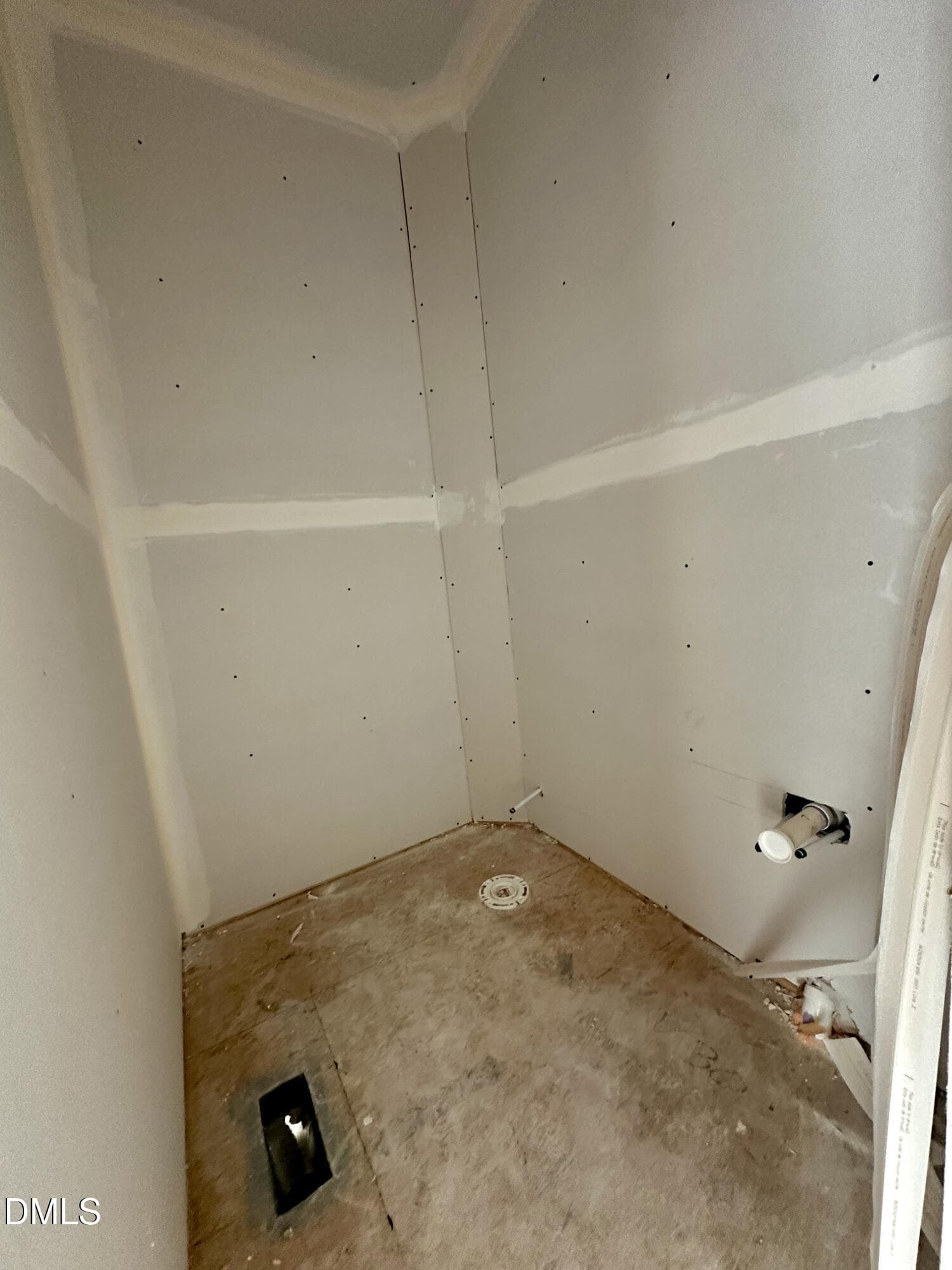 Downstairs guest bath - 680 Jasmine Road, Fuquay Varina, NC 27526