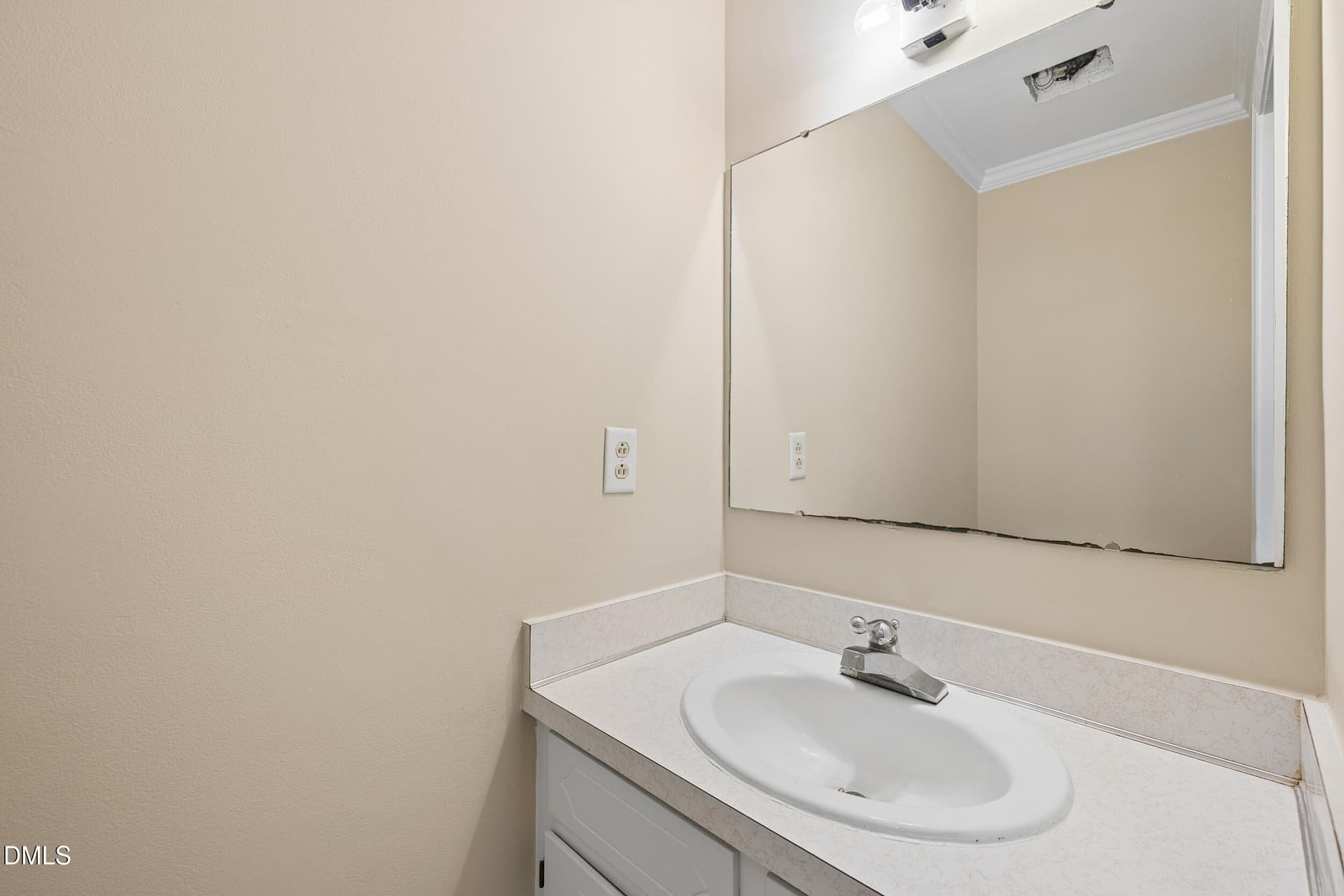 Downstairs Half Bathroom - 1612 Colony Drive, Tarboro, NC 27886