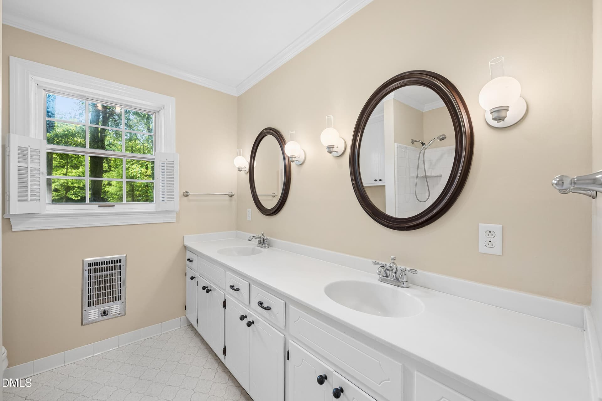Downstairs Gues Bathroom - 1612 Colony Drive, Tarboro, NC 27886